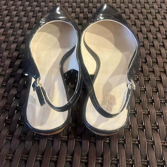 Boden Black Patent Leather Pointed Toe Slingback Flats - 38 - Picture 5 of 12